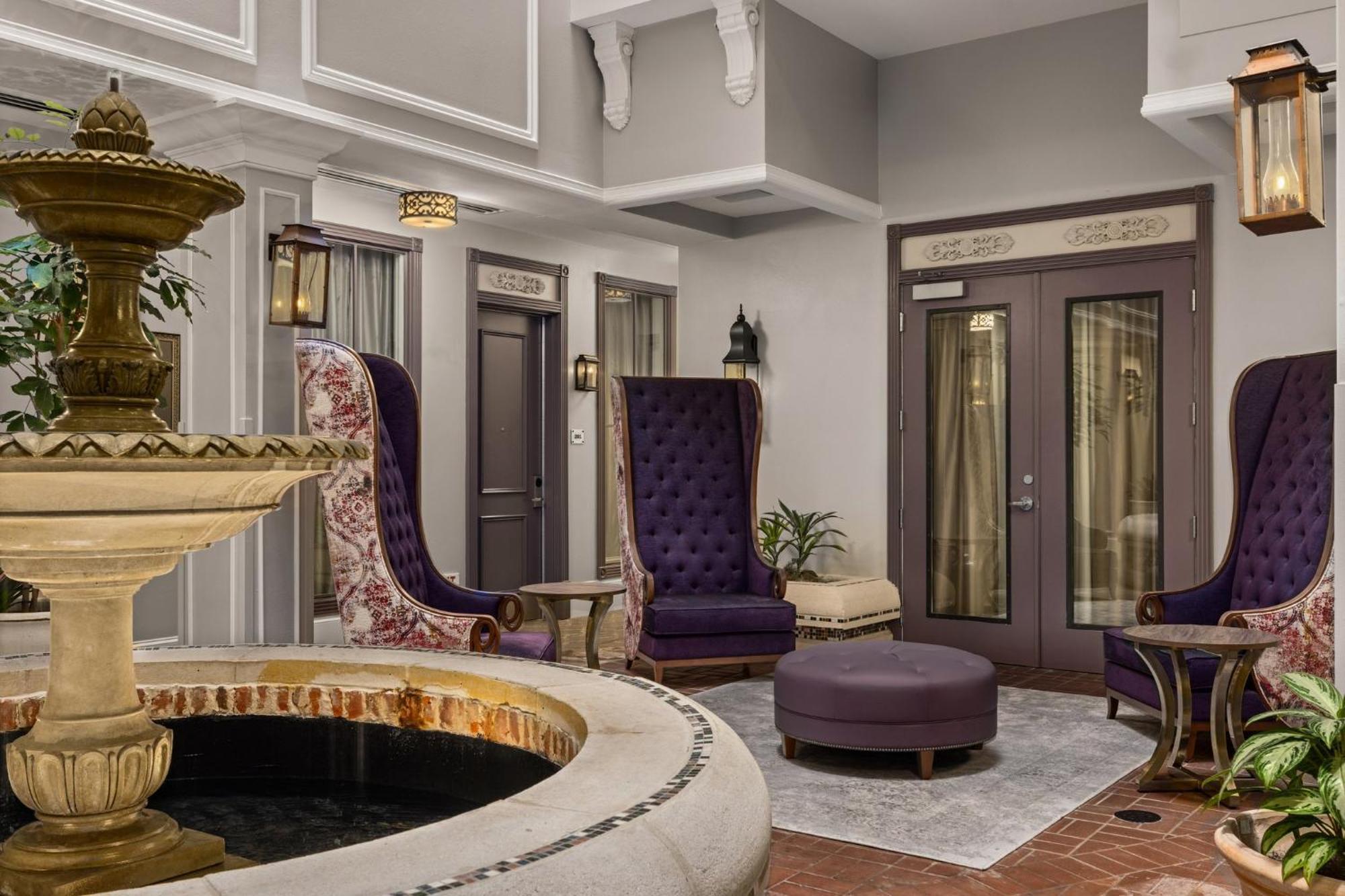 Club Wyndham La Belle Maison New Orleans Exterior photo